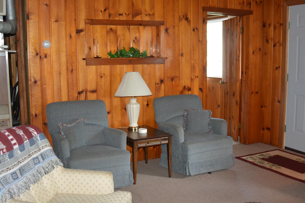 Hôtel Whalens Grindstone Shores Inc. à Frankenmuth Extérieur photo