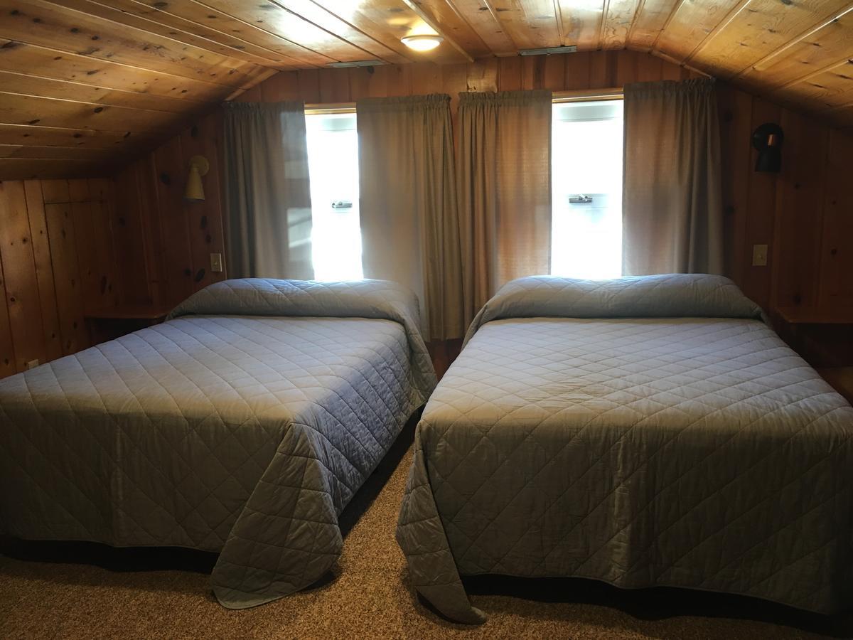 Hôtel Whalens Grindstone Shores Inc. à Frankenmuth Extérieur photo